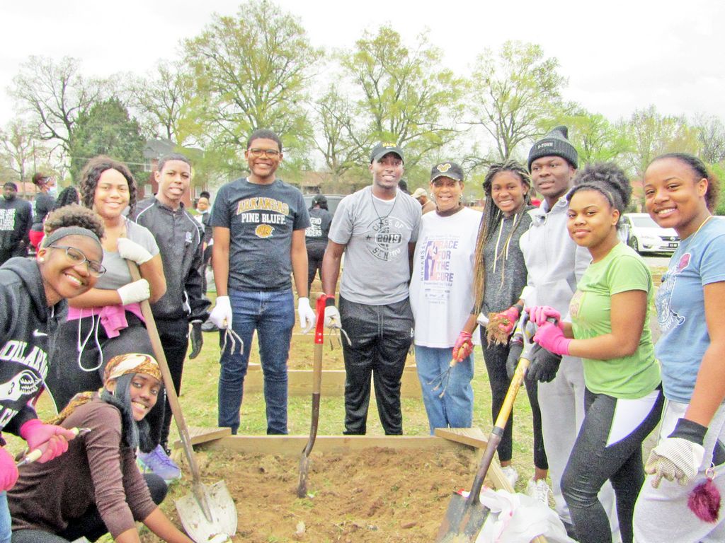 PB’s community garden has grand opening