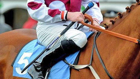 Jockey suspended for using whip on another rider at Oaklawn