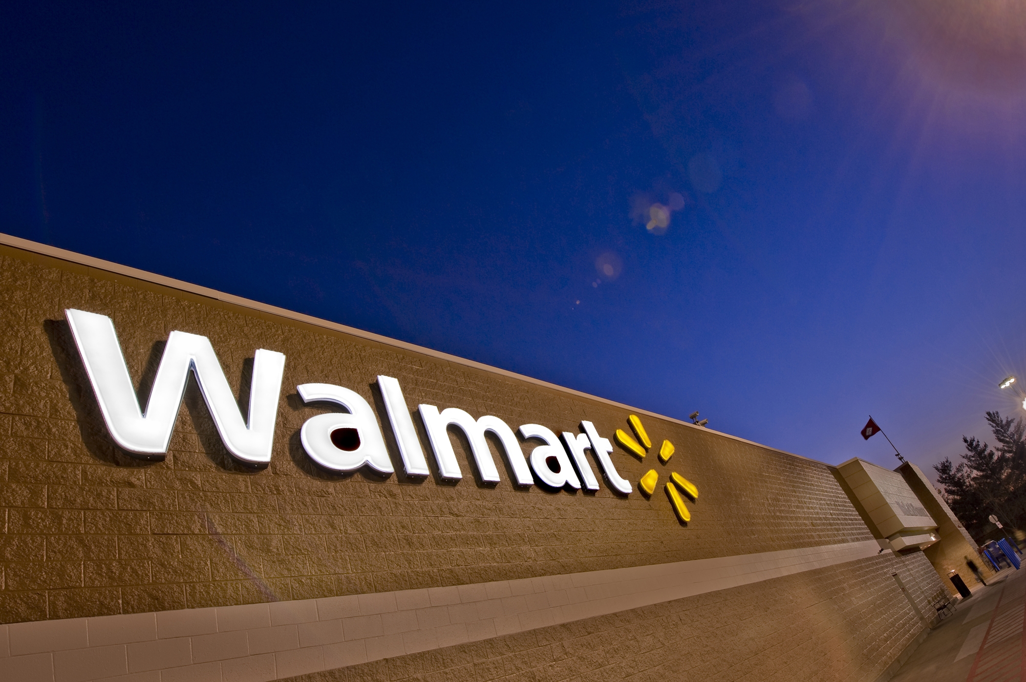 Walmart, Macy’s warn higher tariffs mean higher prices