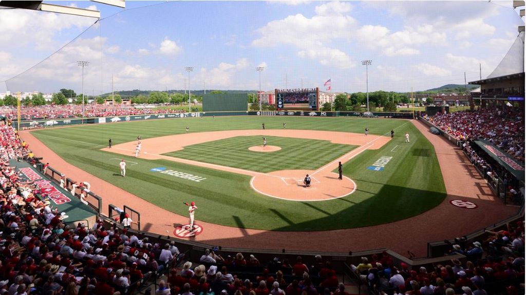 Hogs to host Fayetteville Regional