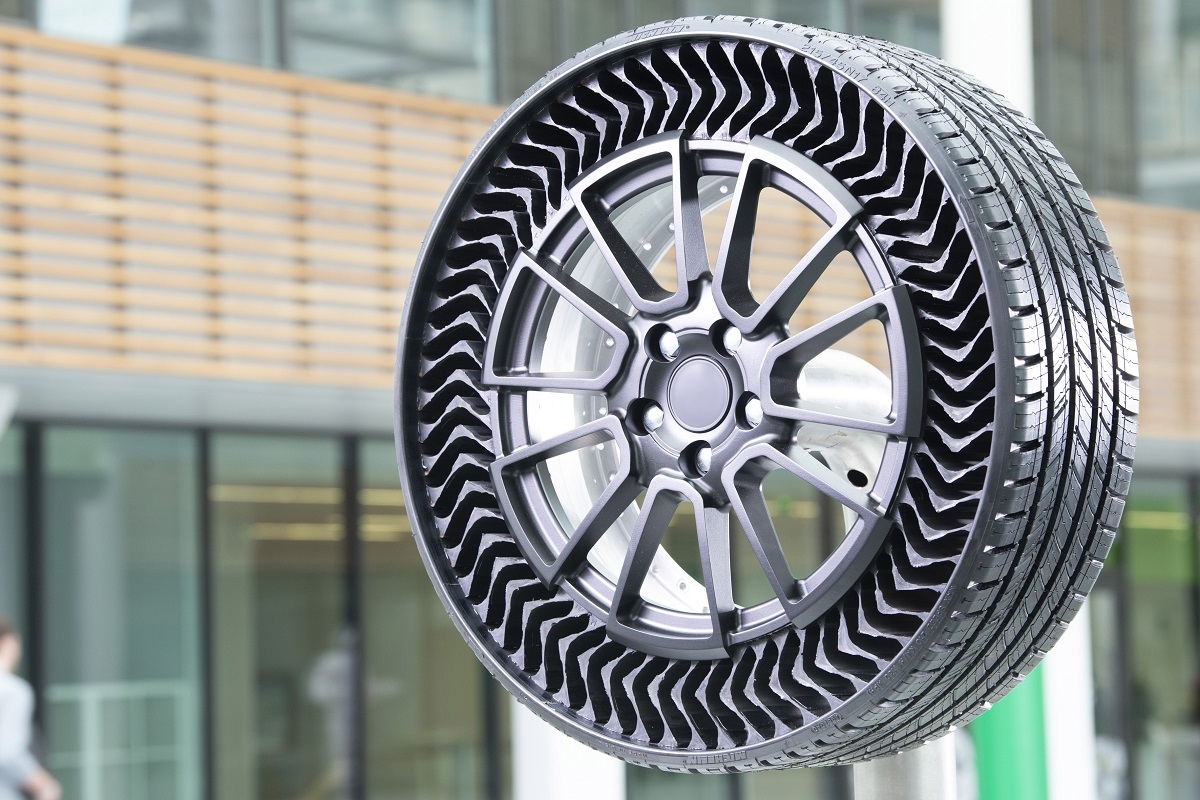 Michelin says airless tires could be standard by 2024