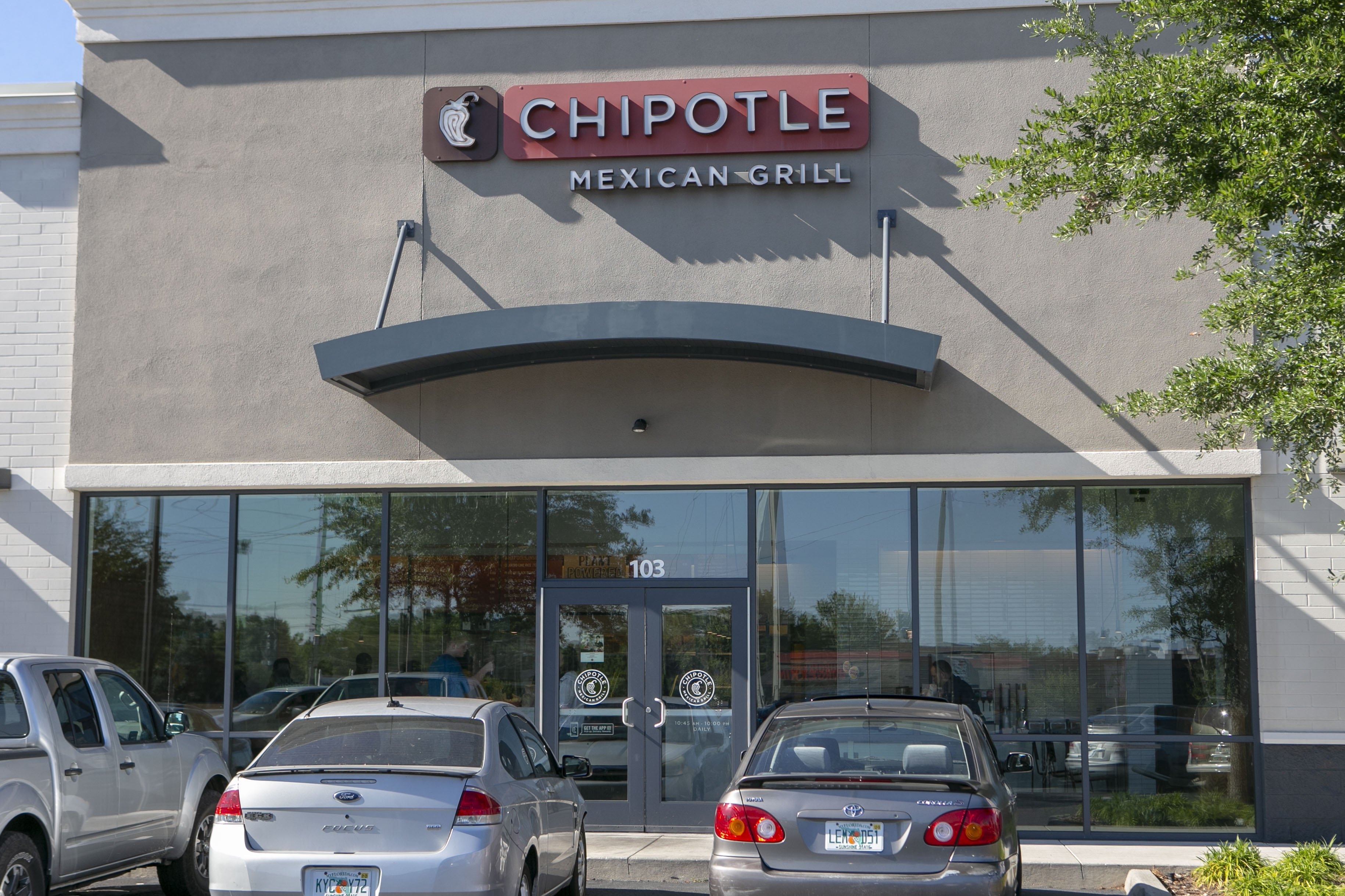 Chipotle: Increased tariffs will make your tacos, burritos more expensive