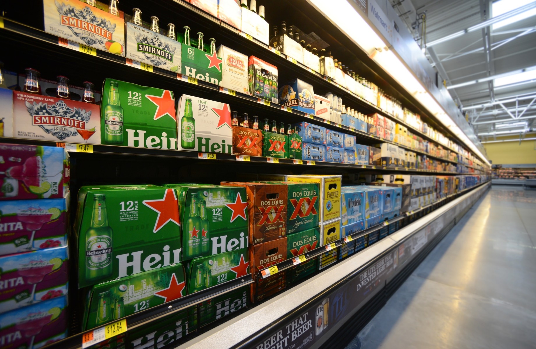 Walmart offering drive-up alcohol pickup at 2,000 stores in 29 states