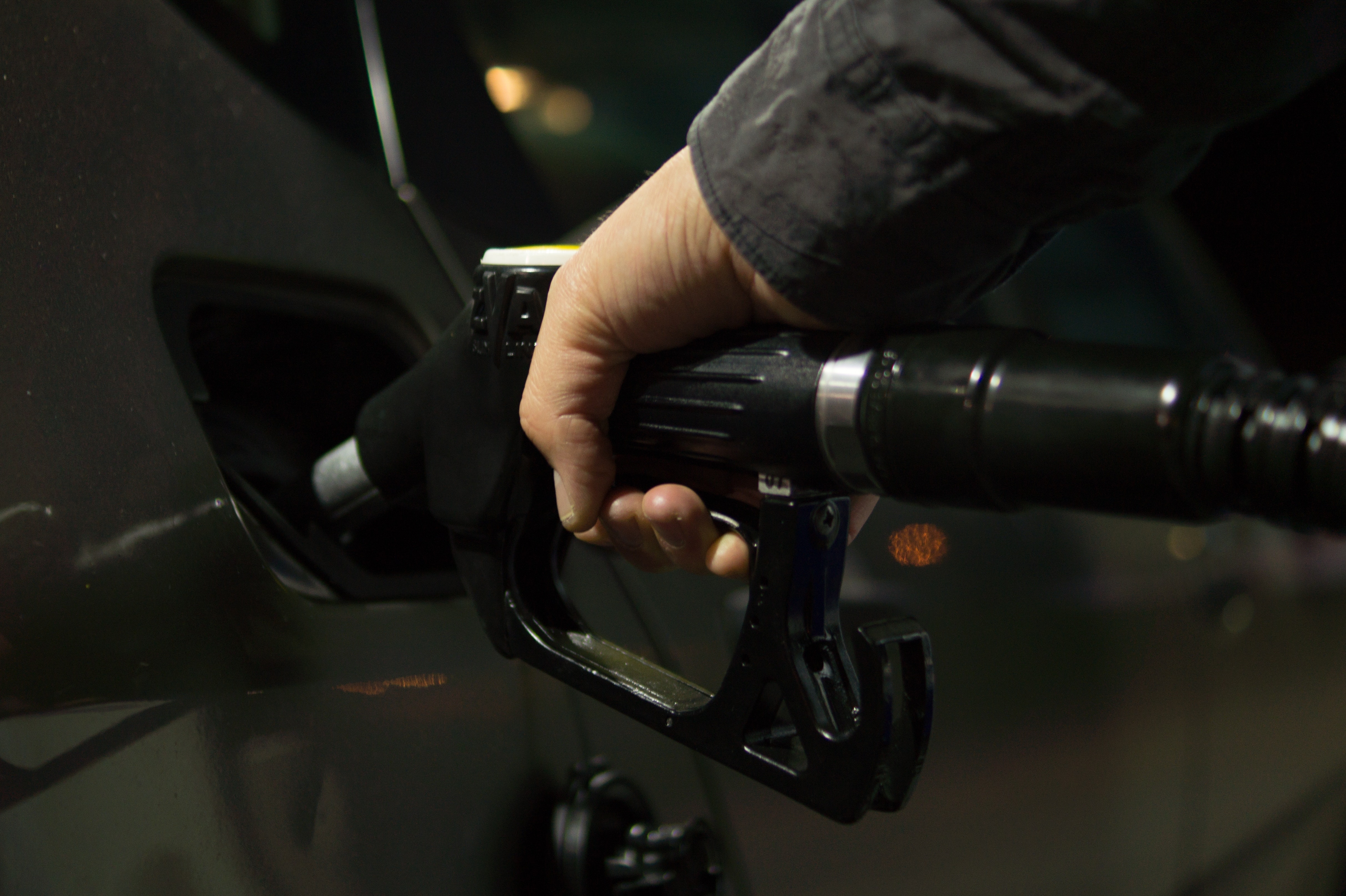 Crooks using skimmers to collect credit card data at gas pumps