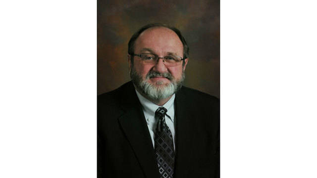 WCSB votes to extend Guess’ contract