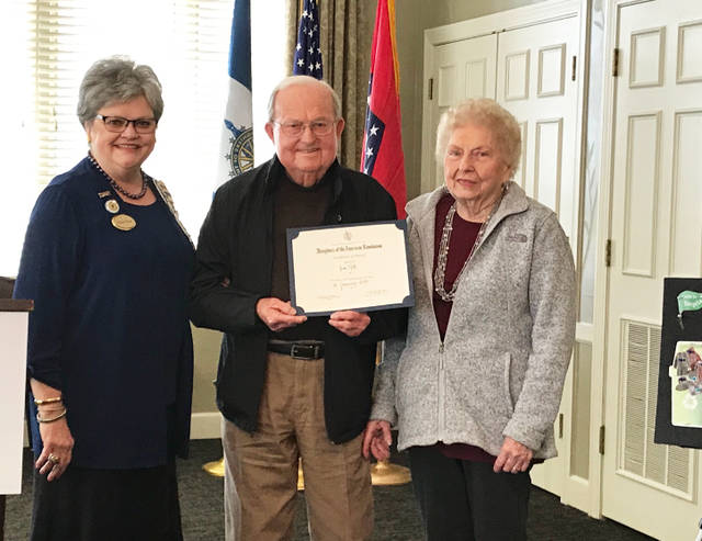 DAR hears nature center presentation, honors Jim Hill