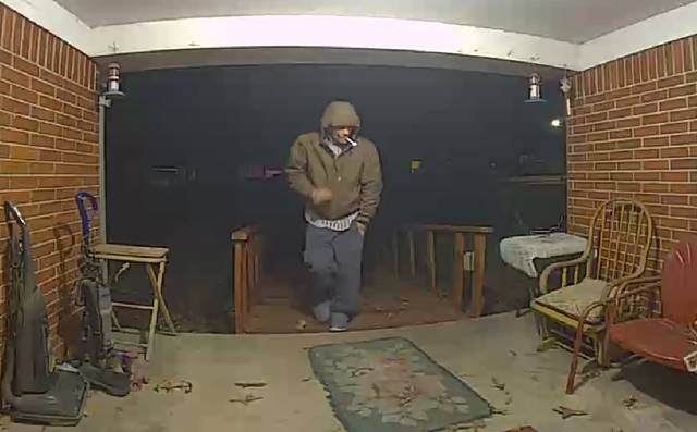Burglary Suspects Sought