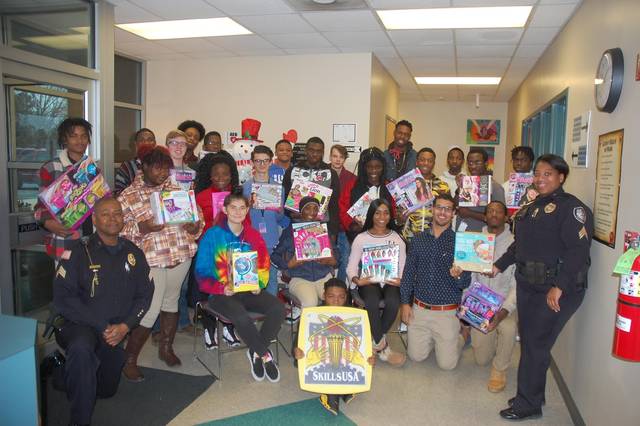 Career center youth assist families during holidays
