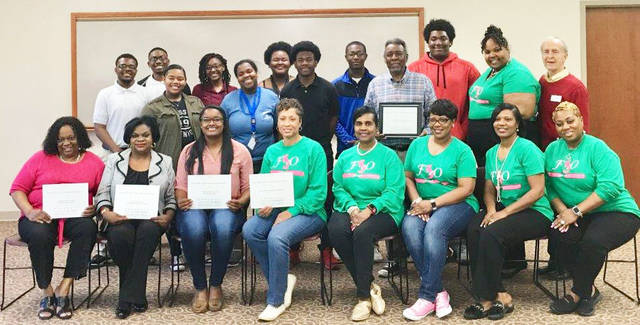 Youth Advisory Council presents $1,500 in grants