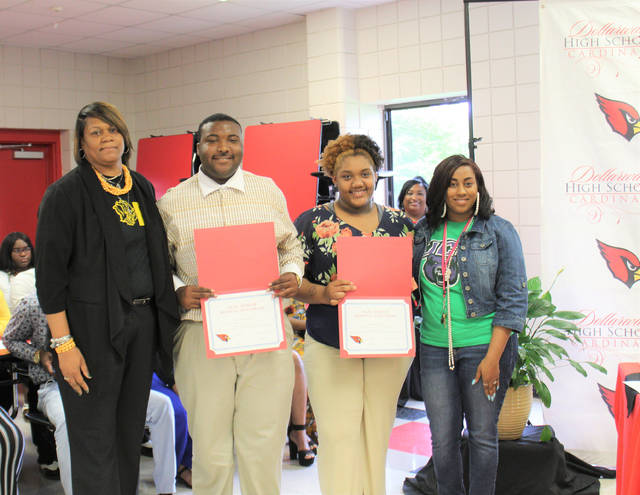 Dollarway High School honors seniors