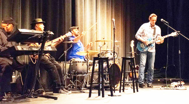Live@5 with Brian Austin Band