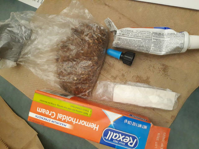 Two detained attempting to deliver contraband to jail