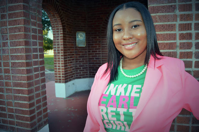 Senior Chemistry major accepted into UAMS pharmacy program Maintains 4.0 GPA amidst sickle anemia, other challenges