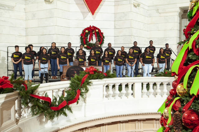 Dollarway choir performs at state capitol