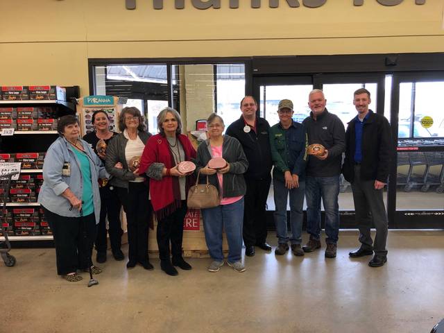 Redfield food pantry teams with Spring Market for Christmas food drive