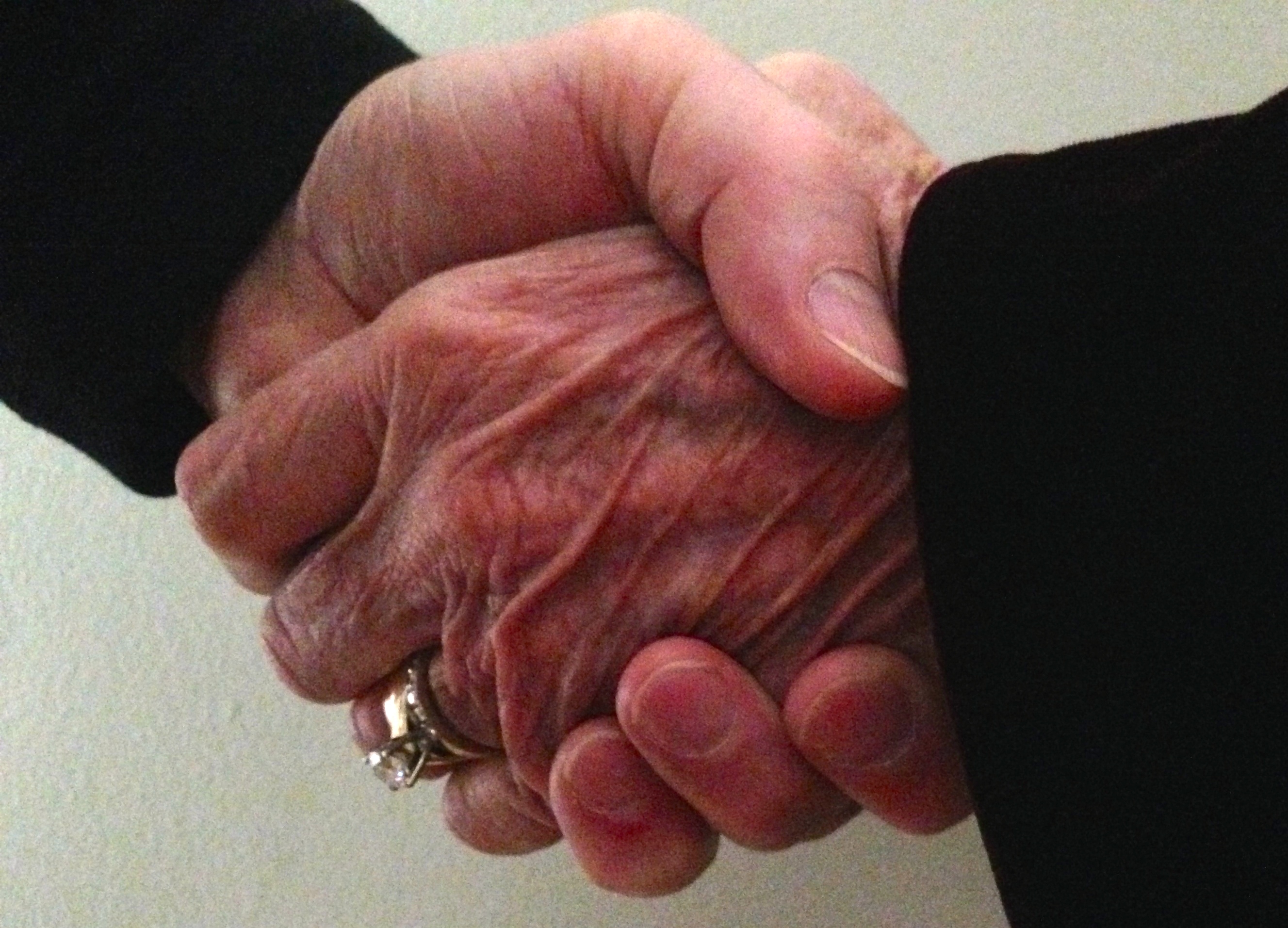 Dear Monty column: Treat family like outsiders with real estate deals