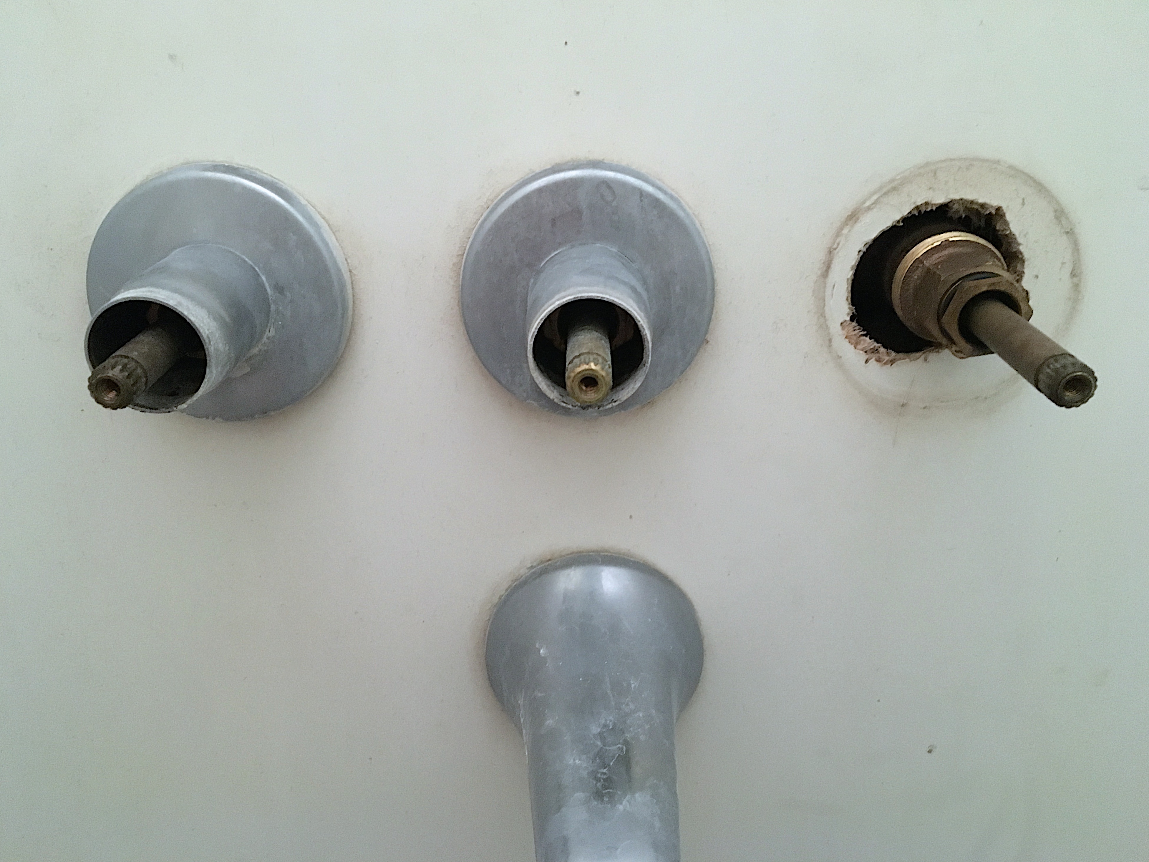 Know when it’s time to replace plumbing fixtures