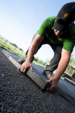 Make your yard look awesome with pavers