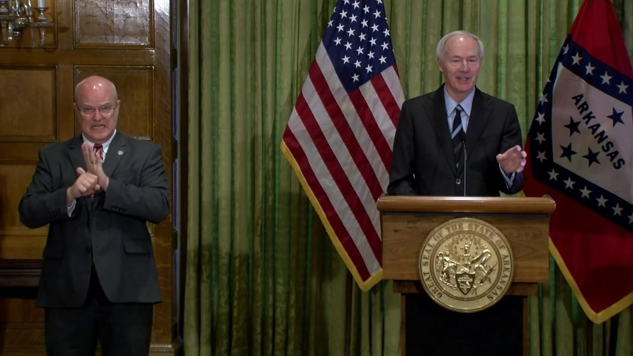 Arkansas governor’s executive orders aid healthcare workers