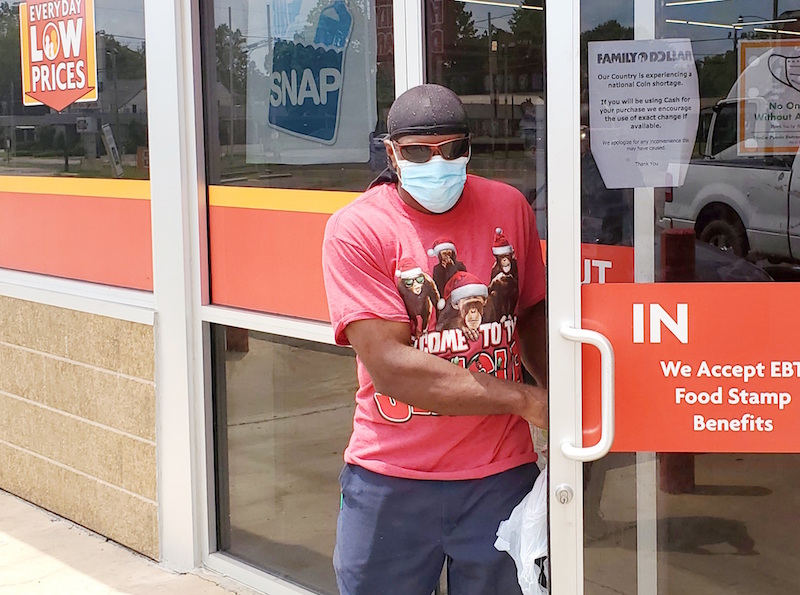 Businesses requiring customers to wear face coverings