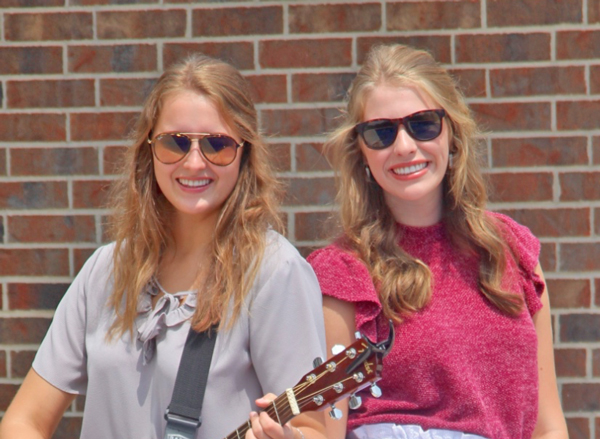 Render daughters seek musical ambitions