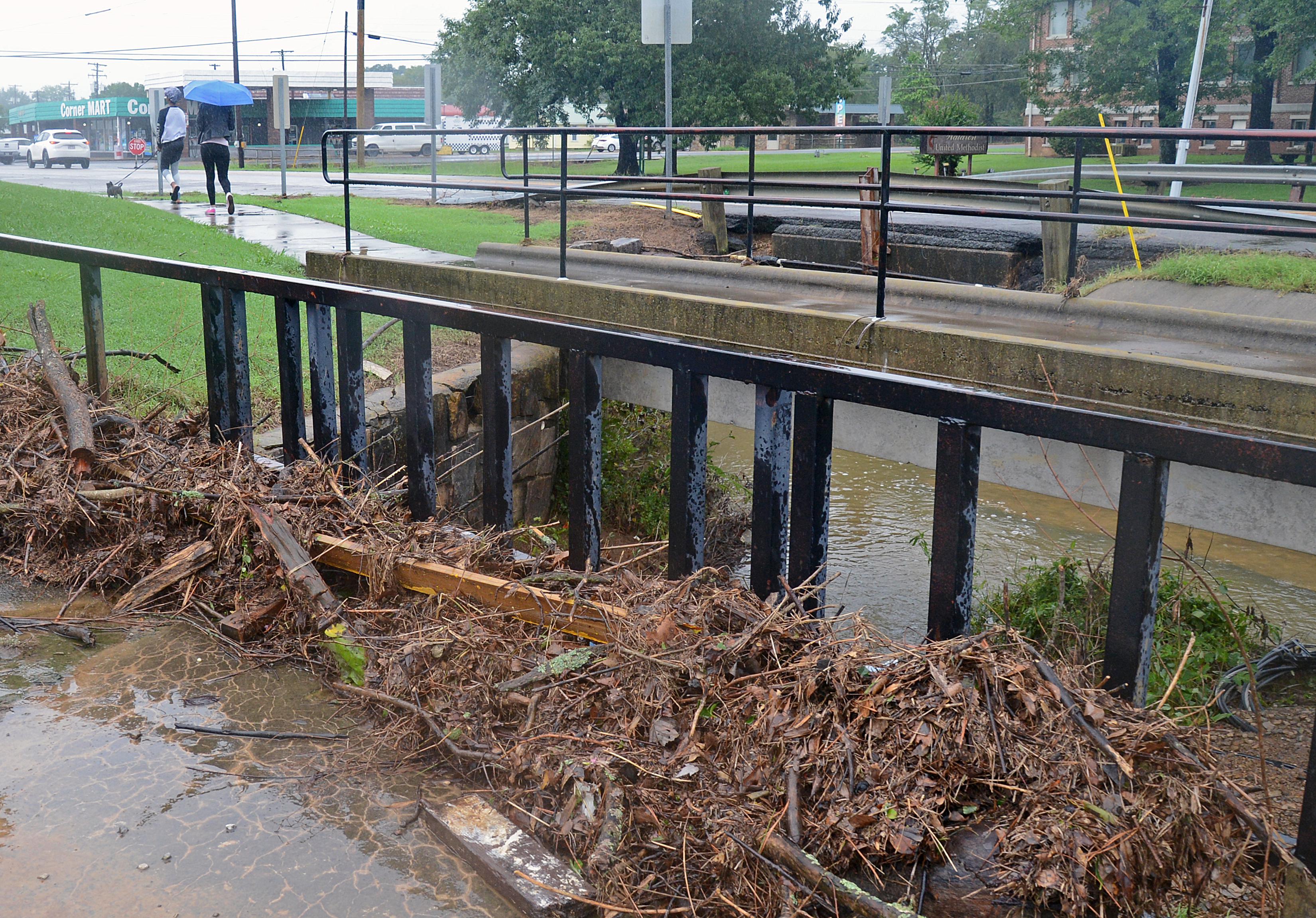 Downtown workers, officials recount Waldron flood