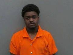 bond set for man who escaped deputy Saturday