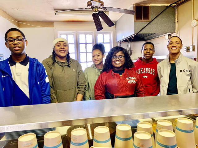 Youth council volunteers at Neighbor to Neighbor