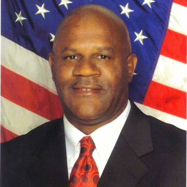 Council rejects Mays call for investigations into code enforcement, street department