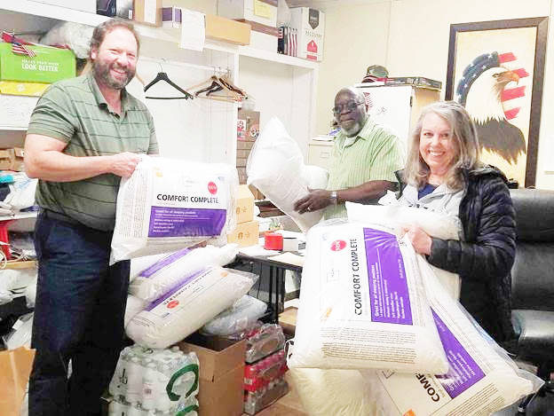 U.S.D. 1812 donates pillows for veterans