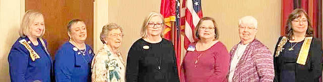 Daughters of American Colonists elect new officers