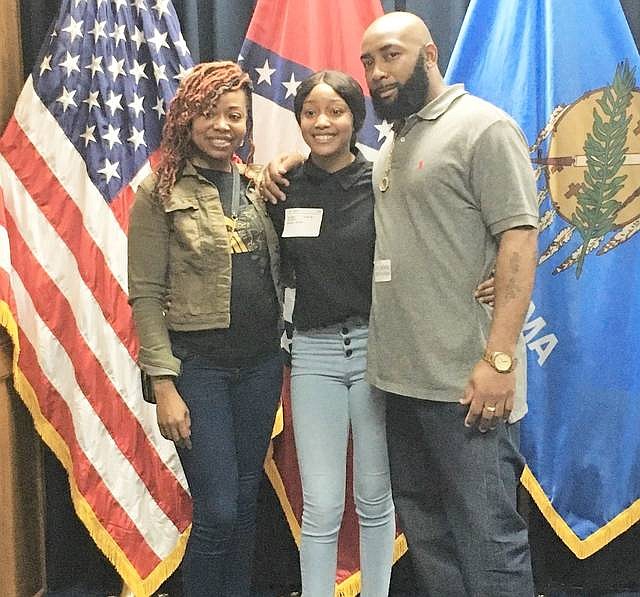 Ashuria Jackson enlists in Army