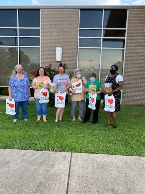 Jefferson County Reading Council makes donations