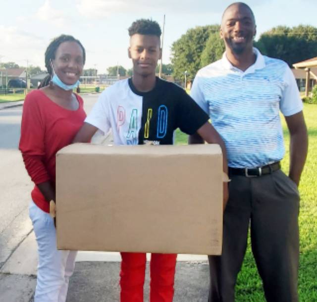 Full Circle awards essay contest winner