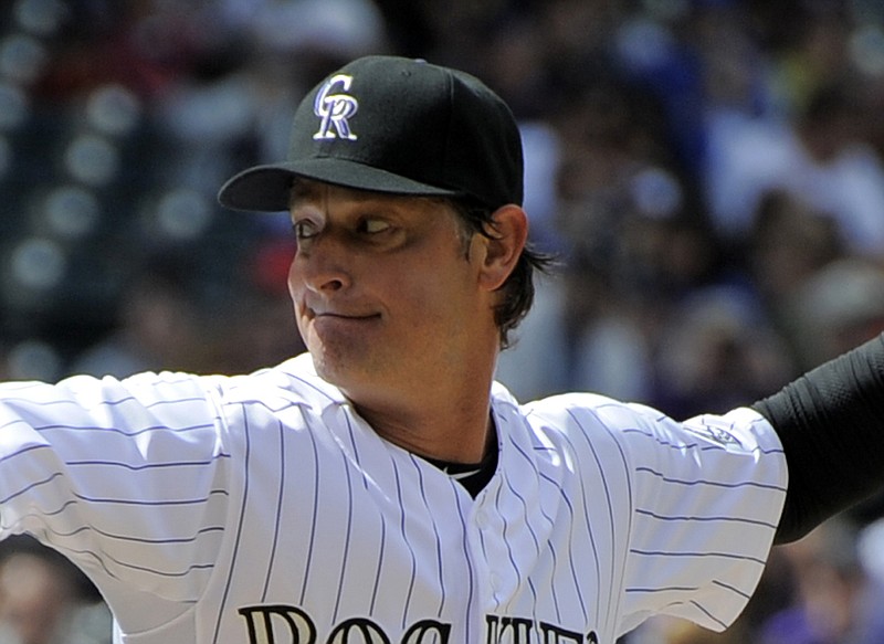 Jamie Moyer, 49, becomes oldest pitcher to win MLB game 