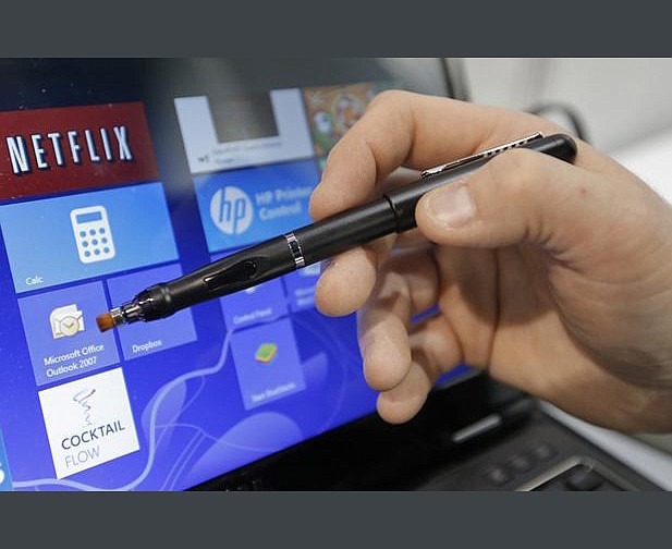 Gadget watch: Digital pen allows people to use Windows 8 on their old ...