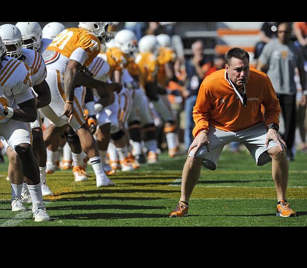 Defense Dominates Vols' Scrimmage | Chattanooga Times Free Press