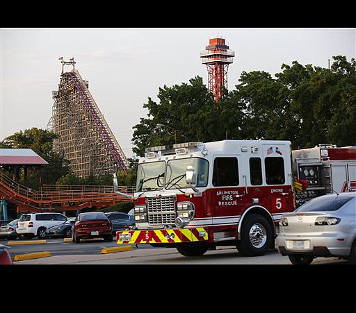 Woman dies while riding Six Flags roller coaster Chattanooga