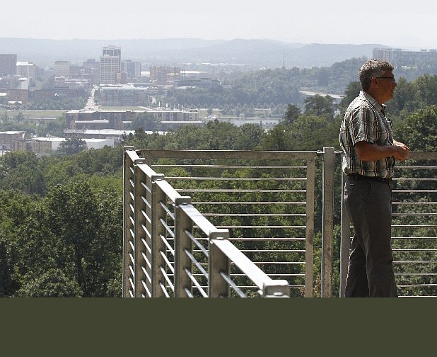 Park with a view: Stringer's Ridge shows off downtown Chattanooga ...