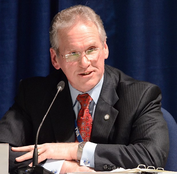 TVA pays new CEO $5.9 million, nearly 50 percent more than predecessor ...