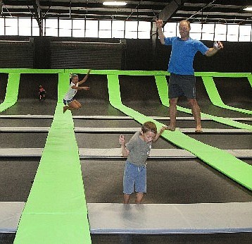 Mitt wagon zoon Feels like flying': Trampoline trend comes to Chattanooga; 3 jump parks  opening in 2014 | Chattanooga Times Free Press