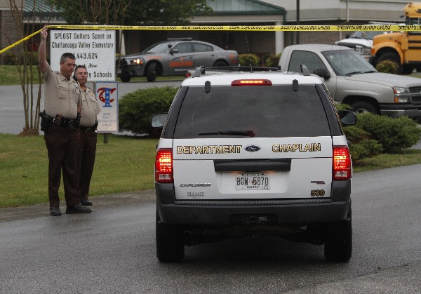 Family Chattanooga Valley Elementary School Grieve Loss Of 6 year old 