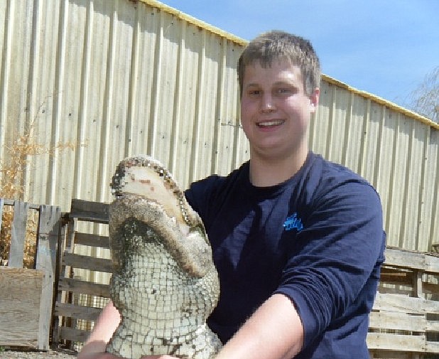 East Hamilton's Rhett Morgan wrestles gators in preparation for return ...