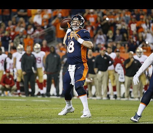 Peyton Manning breaks NFL career TD passes record