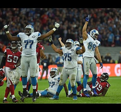 Atlanta Falcons cornerback Desmond Trufant (21) celebrates an