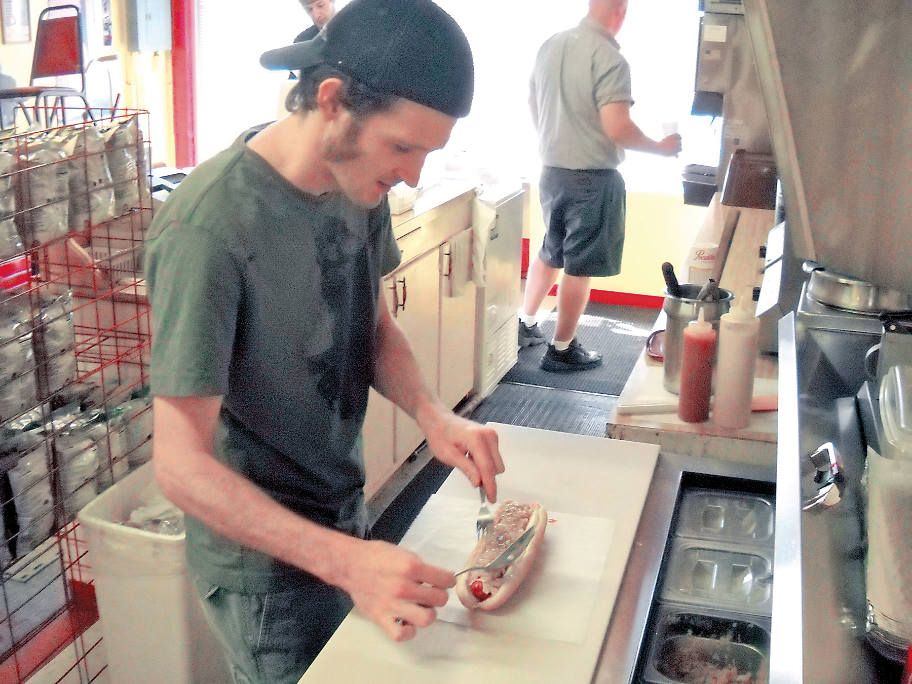 Anatomy of one of Chattanooga's favorite hot dogs Chattanooga Times