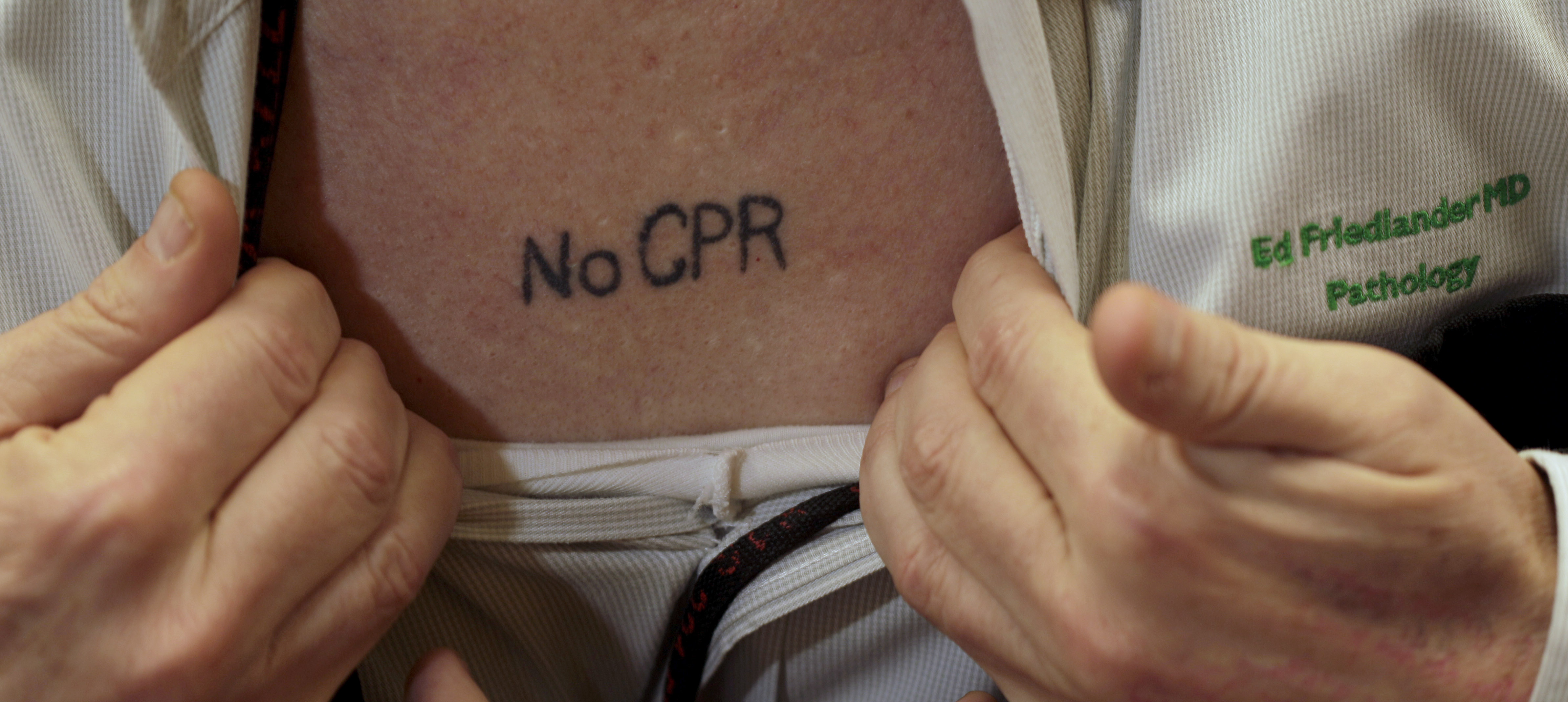 PDF] A new purpose for tattoos: medical alert tattoos. | Semantic Scholar