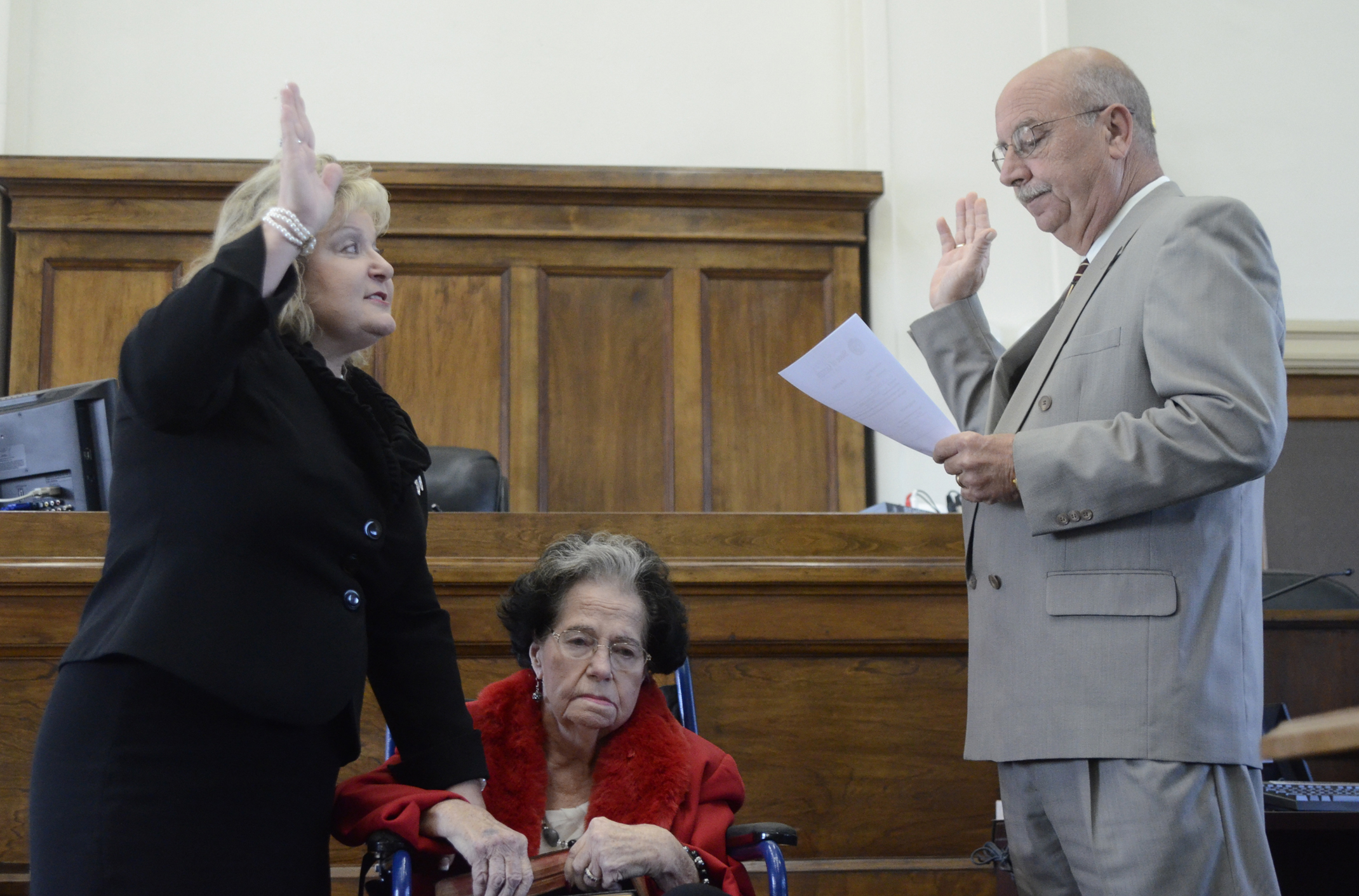 Murray County magistrate takes oath Chattanooga Times Free Press