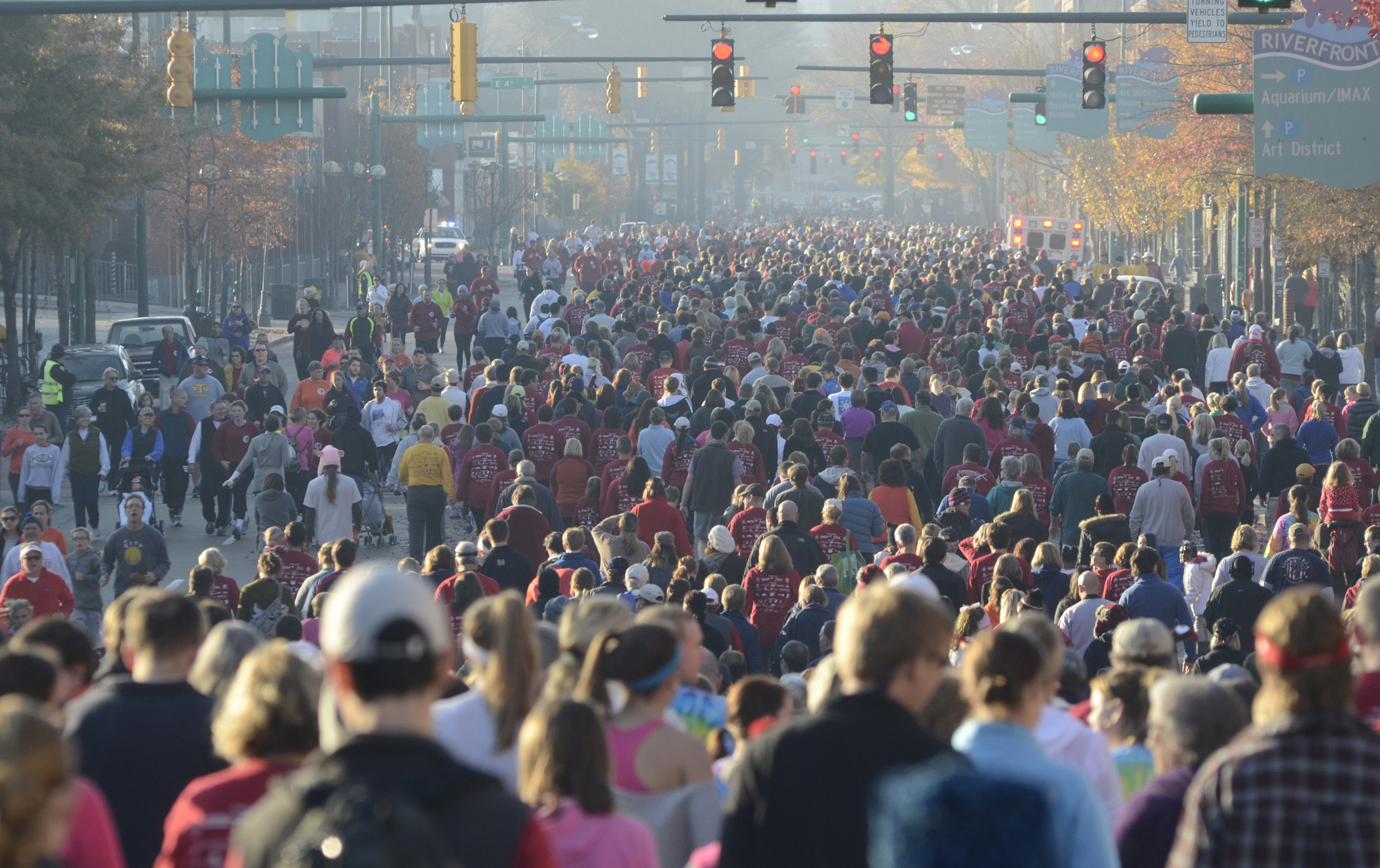 Scenic City Thanksgiving Chattanooga kitchen feeds hungry; walkers aid