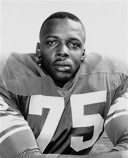 Death of Deacon Jones hits home for Bucs